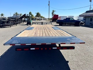 2026 PJ Trailers T8 (22') Deckover Trailer