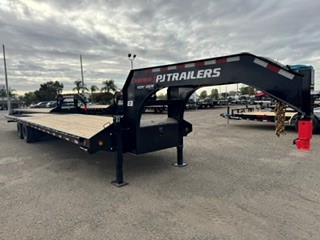 2027 PJ Trailers LOW-PRO WITH HYDRAULIC DOVE (LY1) Equipment Trailer