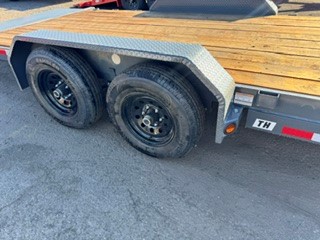 2026 PJ Trailers 83 in Hydraulic Quick Tilt (TH) Car Hauler